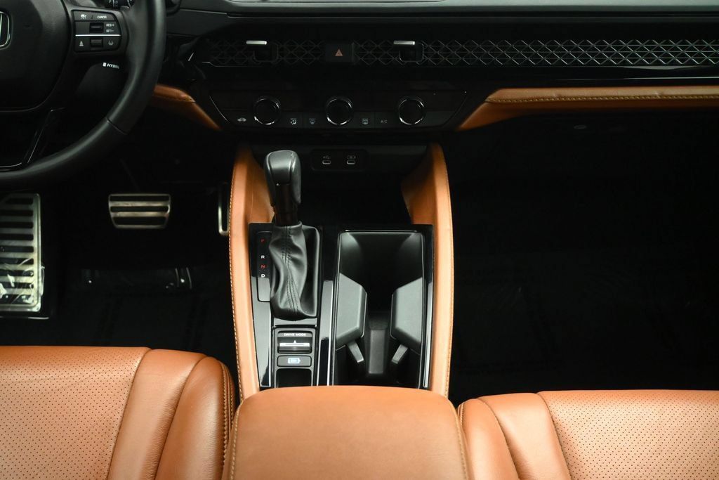 Used 2024 Honda Accord Sport image 36