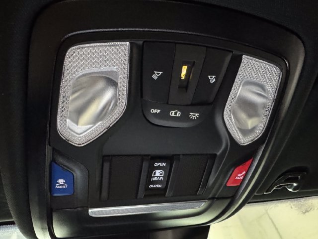 New 2027 RAM 3500 Big Horn AWD/4WD image 43