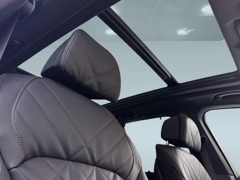 Used 2026 BMW X5 sDrive40i image 14