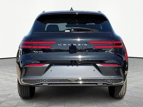 New 2026 Genesis GV70 2.5T Select image 4