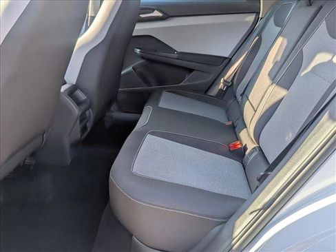 Used 2022 Volkswagen Taos S image 16