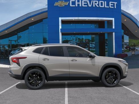 New 2026 Chevrolet Trax ACTIV w/ Driver Confidence Package FWD image 32