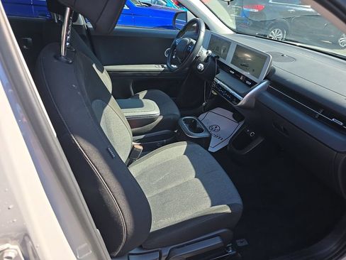 Used 2024 Hyundai Ioniq 5 SE RWD image 14