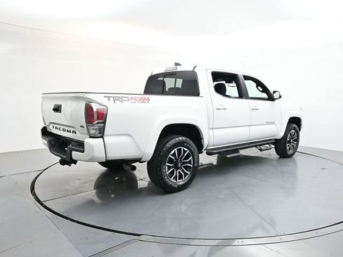 Used 2020 Toyota Tacoma TRD Sport AWD/4WD image 8