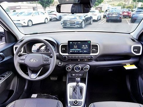 New 2026 Hyundai Venue SEL FWD image 21