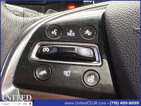 Used 2019 Cadillac Escalade ESV Luxury image 24