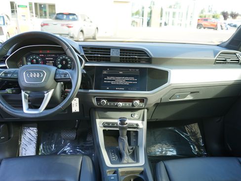 Used 2022 Audi Q3 2.0T Premium w/ Convenience Package image 20