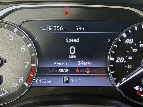 Used 2024 Nissan Frontier SV w/ SV Convenience Package image 15