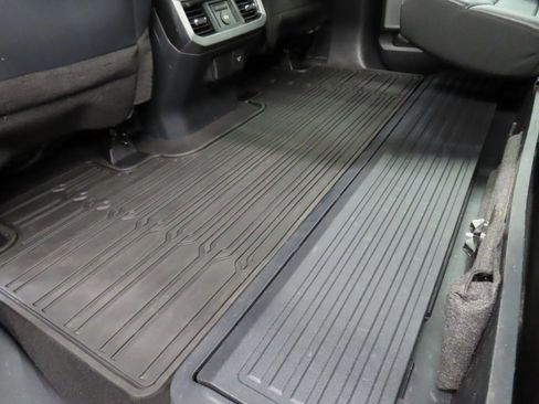 Used 2024 Ford F250 Platinum w/ Snow Plow Prep Package image 77