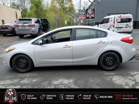 Used 2015 Kia Forte LX FWD image 9