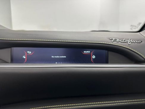 Used 2019 Ferrari Portofino image 87