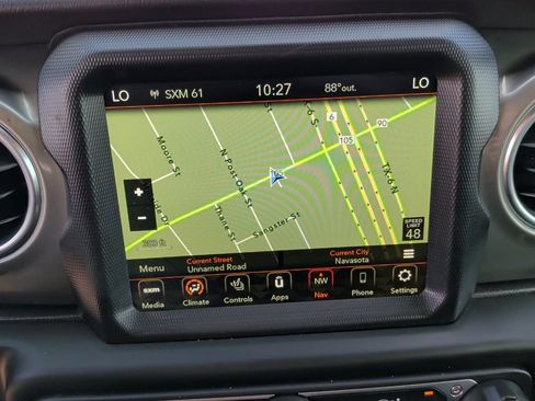 Used 2022 Jeep Gladiator Overland w/ LED Lighting Group AWD/4WD image 26