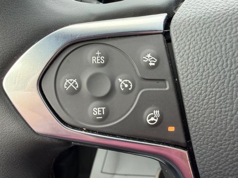 Used 2023 Chevrolet Traverse LT AWD/4WD image 24