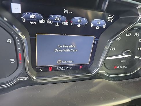 Used 2023 GMC Sierra 3500 Denali w/ Technology Package image 12