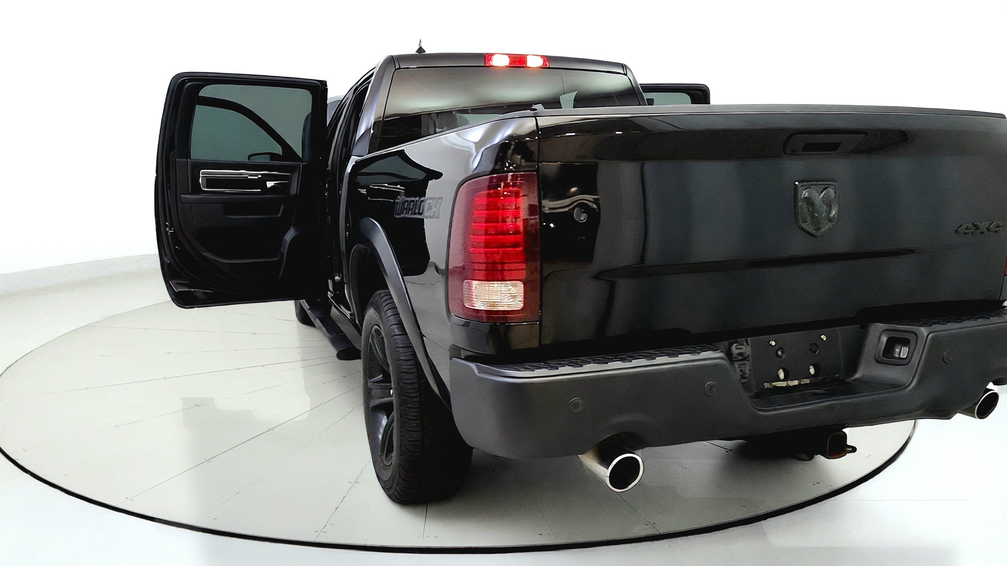 Used 2021 RAM 1500 Warlock w/ Luxury Group AWD/4WD image 13