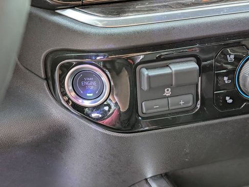 Used 2026 Chevrolet Silverado 1500 LTZ AWD/4WD image 25