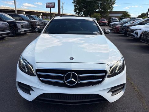 Used 2019 Mercedes-Benz E 300 image 2