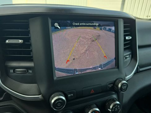 Used 2020 RAM 1500 Big Horn AWD/4WD image 20