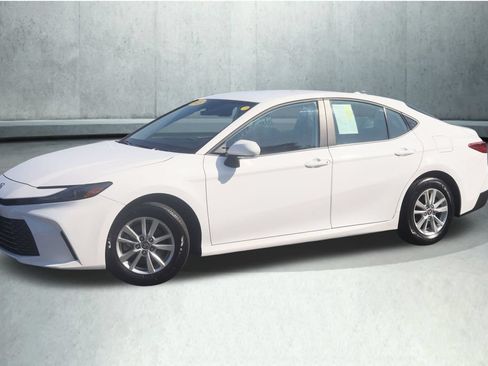Used 2025 Toyota Camry LE w/ Convenience Package AWD/4WD image 21
