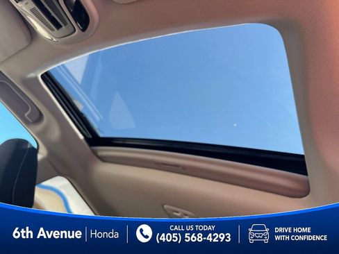Used 2025 Subaru Outback Premium AWD/4WD image 42