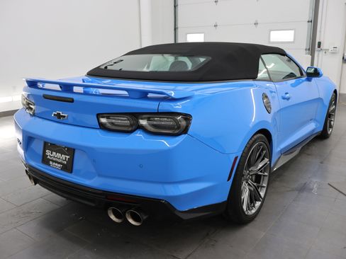 Used 2023 Chevrolet Camaro ZL1 RWD image 5