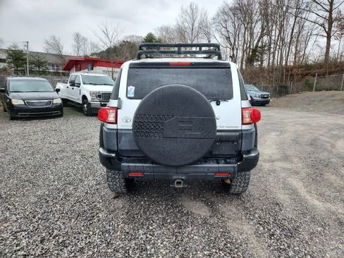 Used 2007 Toyota FJ Cruiser 4WD image 4