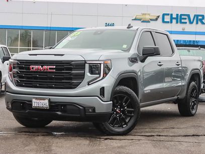 Used 2025 GMC Sierra 1500 Elevation