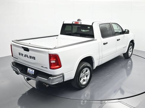 Used 2025 RAM 1500 Big Horn AWD/4WD image 33