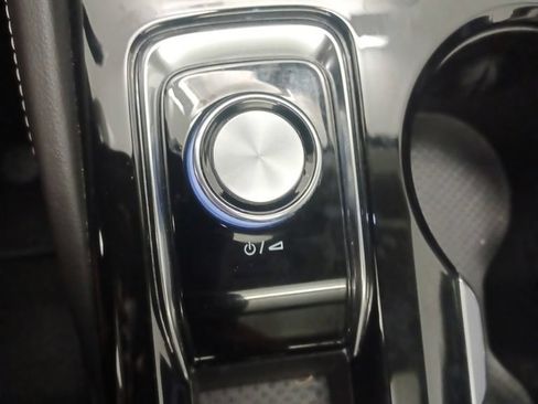 Used 2025 Buick Envision Sport Touring AWD/4WD image 30