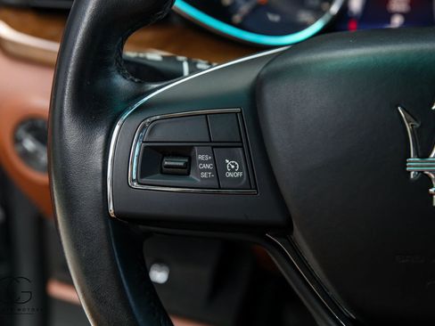 Used 2014 Maserati Quattroporte S Q4 image 41