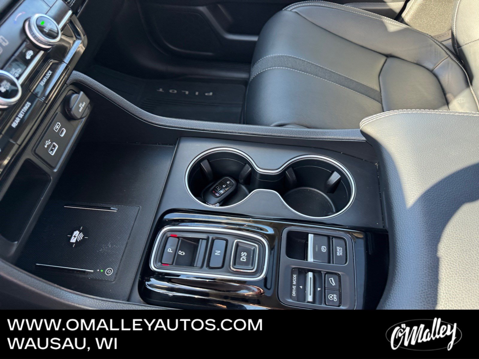 Used 2023 Honda Pilot Touring image 9