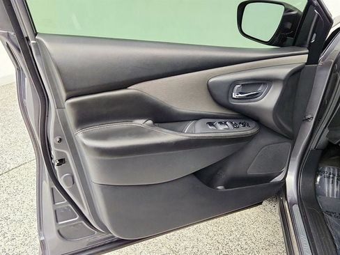 Used 2021 Nissan Murano S FWD image 10
