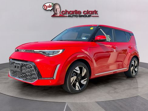 Used 2025 Kia Soul GT-Line w/ GT-Line Technology Package FWD image 1