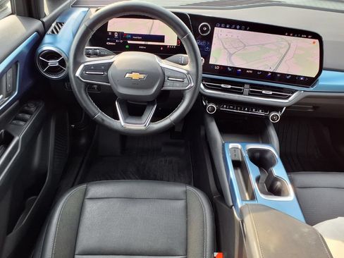 Used 2024 Chevrolet Equinox EV LT w/ LPO, Active Package FWD image 3