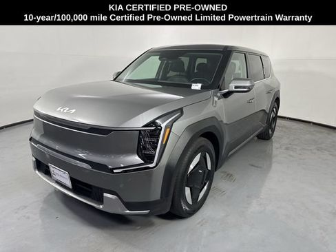 Certified 2024 Kia EV9 Light Long Range RWD image 23
