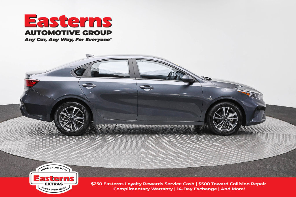 Used 2024 Kia Forte LXS FWD image 5