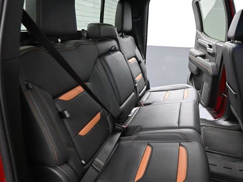 Used 2024 GMC Sierra 1500 AT4 w/ Technology Package AWD/4WD image 21