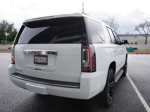 Used 2017 GMC Yukon Denali w/ Open Road Package image 10