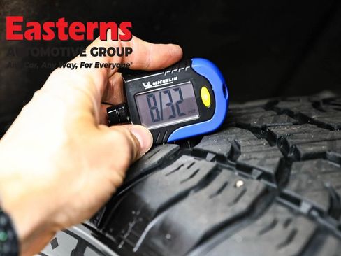 Used 2021 GMC Sierra 1500 Elevation w/ Preferred Package image 32