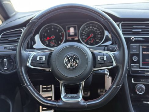 Used 2020 Volkswagen GTI S image 21