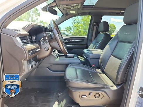 Certified 2022 GMC Yukon Denali RWD image 18