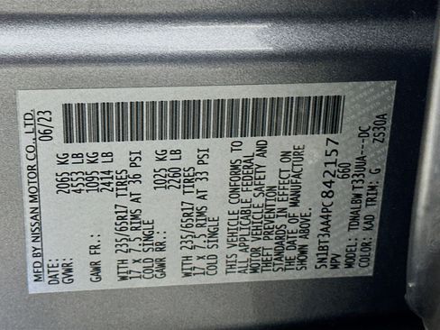 Used 2023 Nissan Rogue S FWD image 12