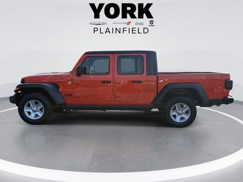Used 2020 Jeep Gladiator Sport w/ Quick Order Package 24S AWD/4WD image 8