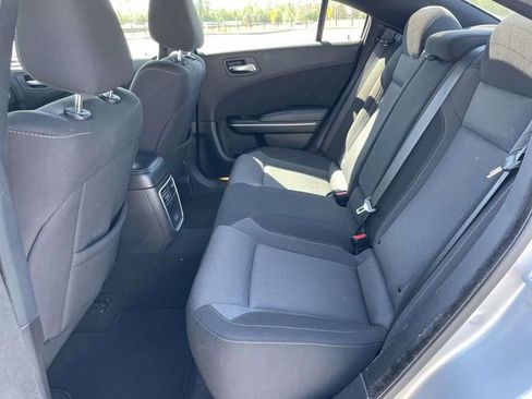 Used 2022 Dodge Charger SXT RWD image 10