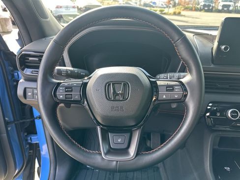 Used 2024 Honda Pilot TrailSport image 20