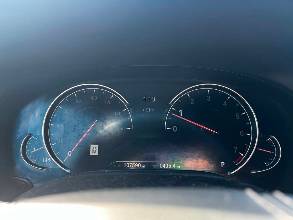Used 2018 BMW 750i xDrive AWD/4WD image 21