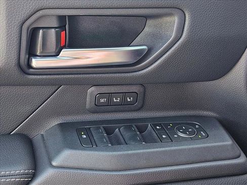 Used 2025 Toyota Land Cruiser w/ Premium Package image 6