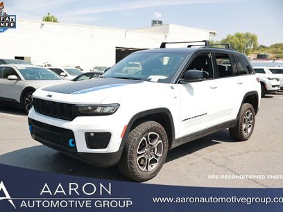 Used 2022 Jeep Grand Cherokee Trailhawk w/ Advanced Protech Group II
