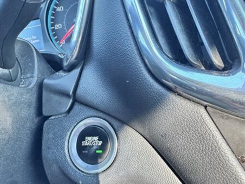 Used 2018 Chevrolet Equinox LT AWD/4WD image 21