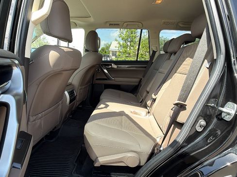 Used 2023 Lexus GX 460 Premium w/ Premium Plus Package AWD/4WD image 16